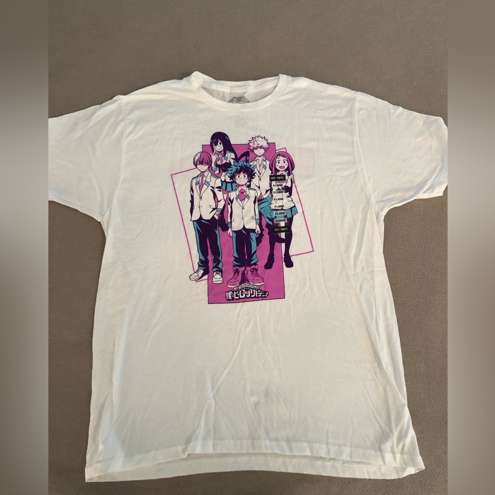 Brand new Unisex white anime t-shirt, size XL